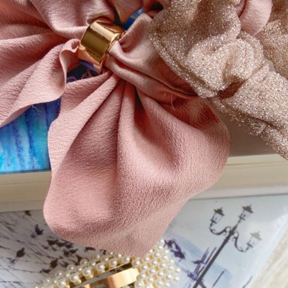 KNOT SCARF PEARL EMBELLISHED HAIR CLIPS SET - Picture 3 of 6